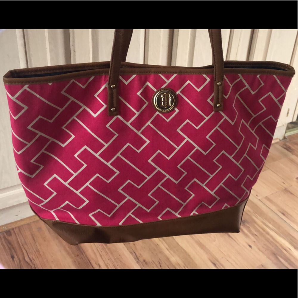 Tommy Hilfiger purse